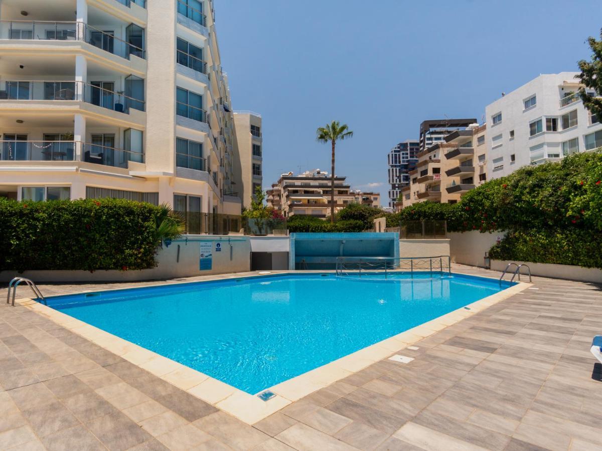 Sanders Ermitage On The Beach - Delightful 1-Bedroom Apartment With Sea View Limassol Ngoại thất bức ảnh